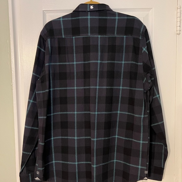 NWOT: Jetty Black/Green Flannel Shirt - Picture 2 of 5